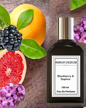 Blackberry & Daphne - fruity perfume